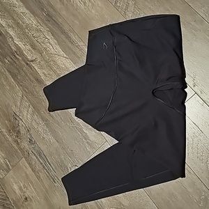 Gymshark Black Elevate leggings